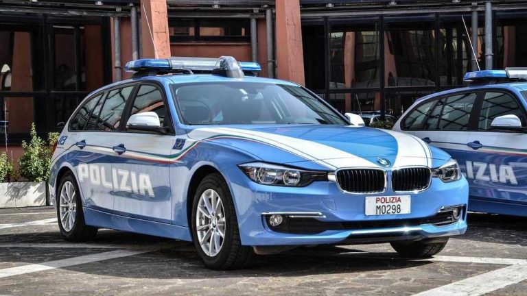 auto polizia
